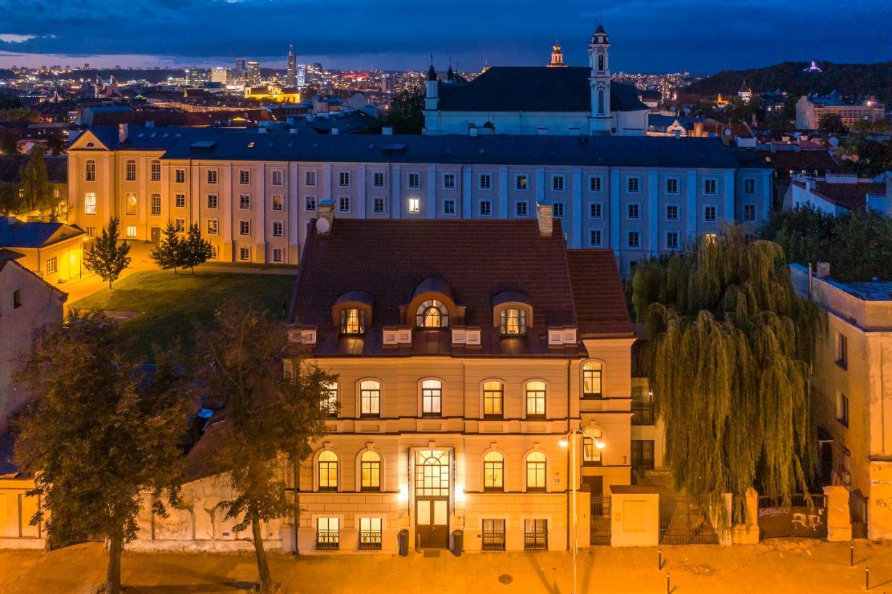 Moon Garden Old Town Hotel Аеропорт Вільнюс Екстер'єр фото