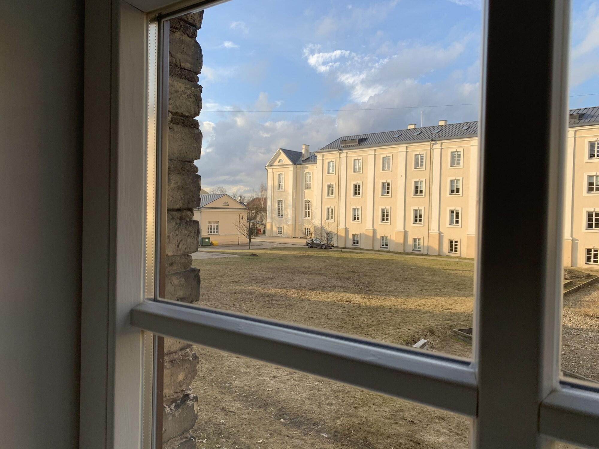 Moon Garden Old Town Hotel Аеропорт Вільнюс Екстер'єр фото