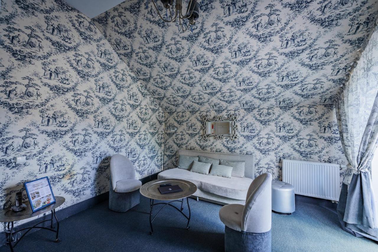 Moon Garden Old Town Hotel Аеропорт Вільнюс Екстер'єр фото